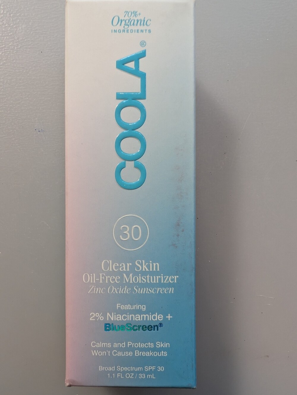 Coola: Clear Skin Oil Free  Zinc Oxide Moisturizing Sunscreen